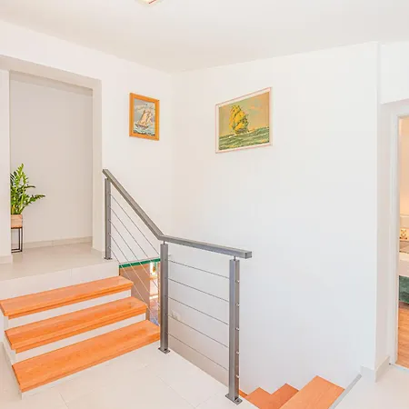 Villa Betelgeuse Jesenice