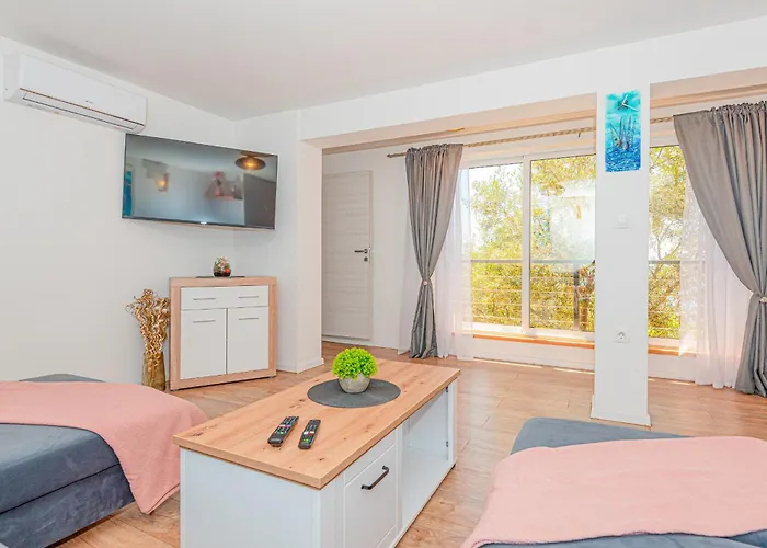 Betelgeuse Villa *